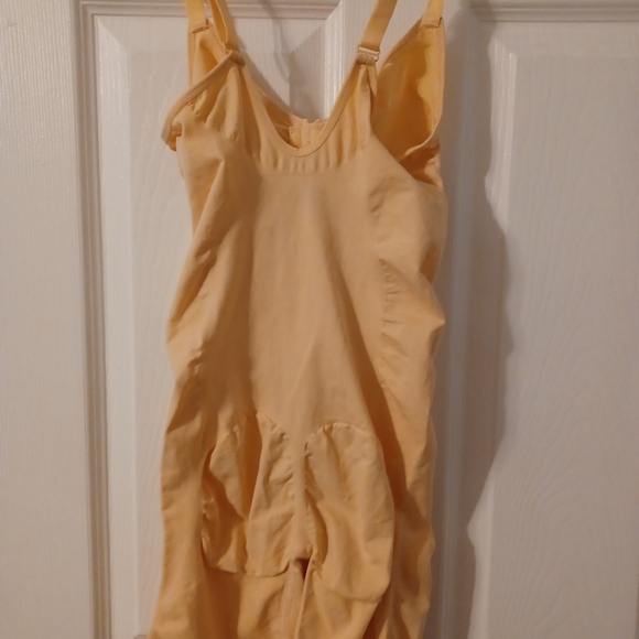 Yellow Bodysuit with Zipper - Picture 3 of 3